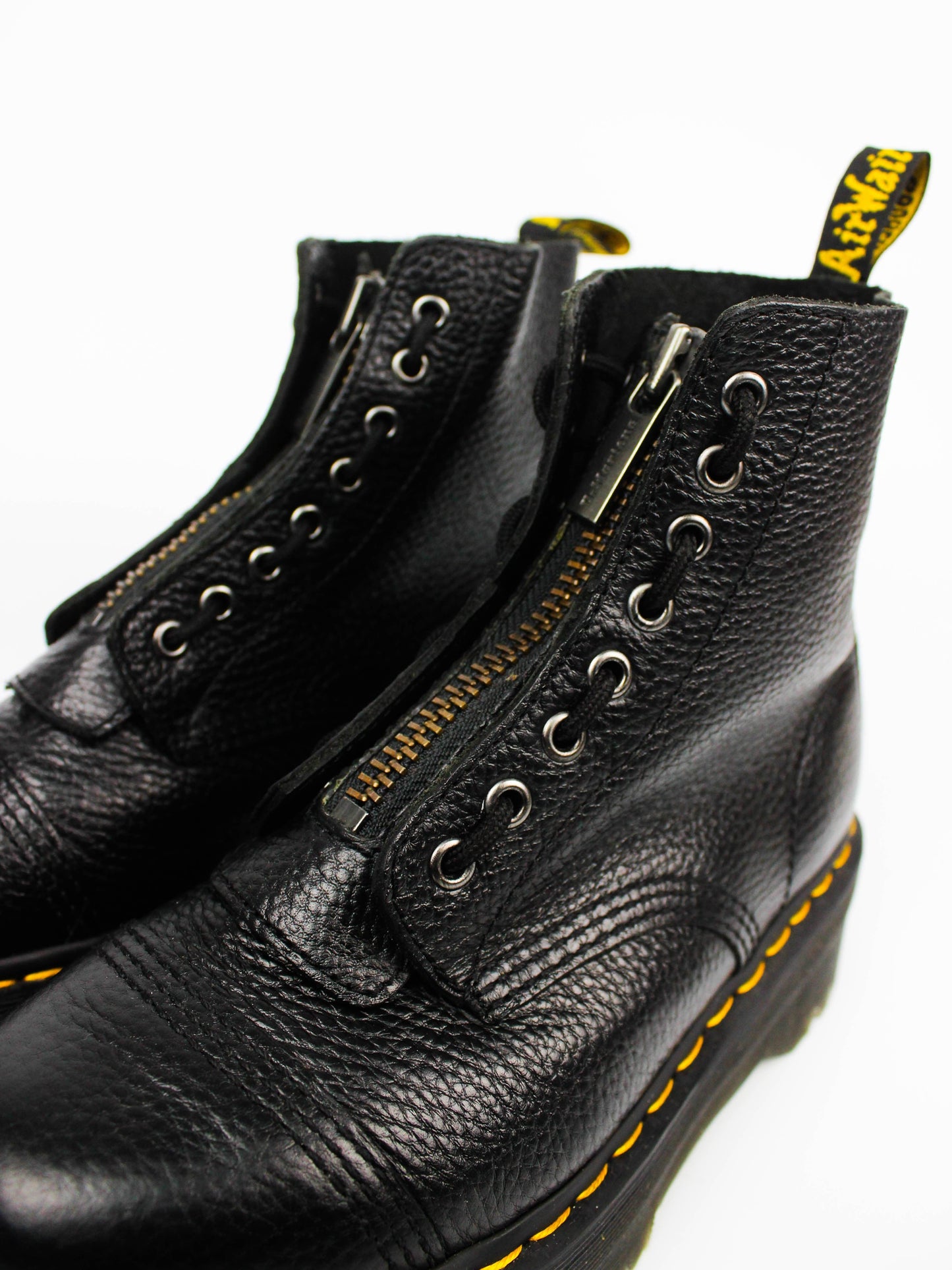 Dr. Martens Sinclair Nappa