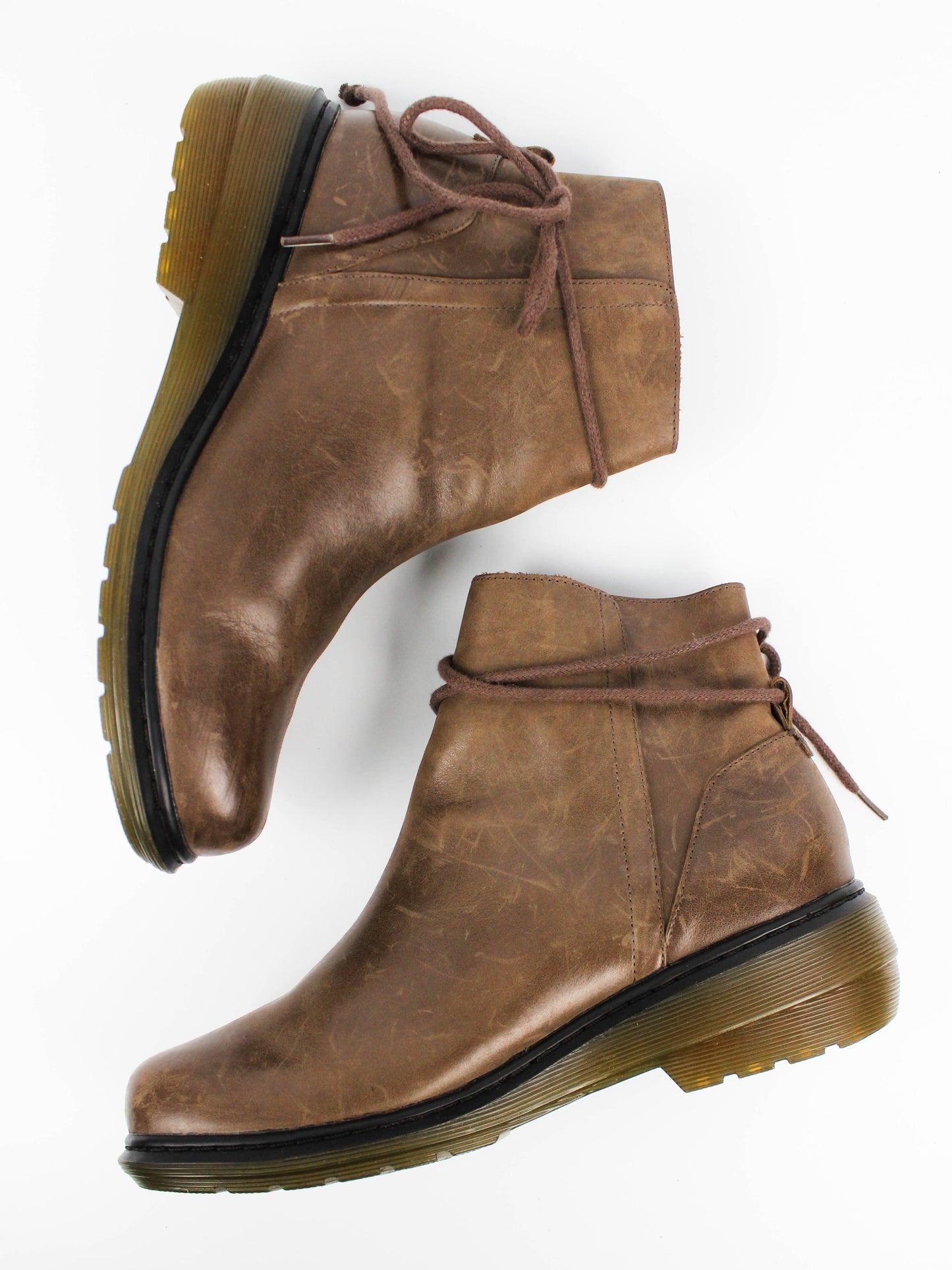 Dr. Martens Shelby Hi Tie Boot