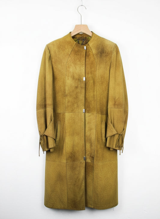 Вінтажний плащ з коричневої замші у стилі бохо