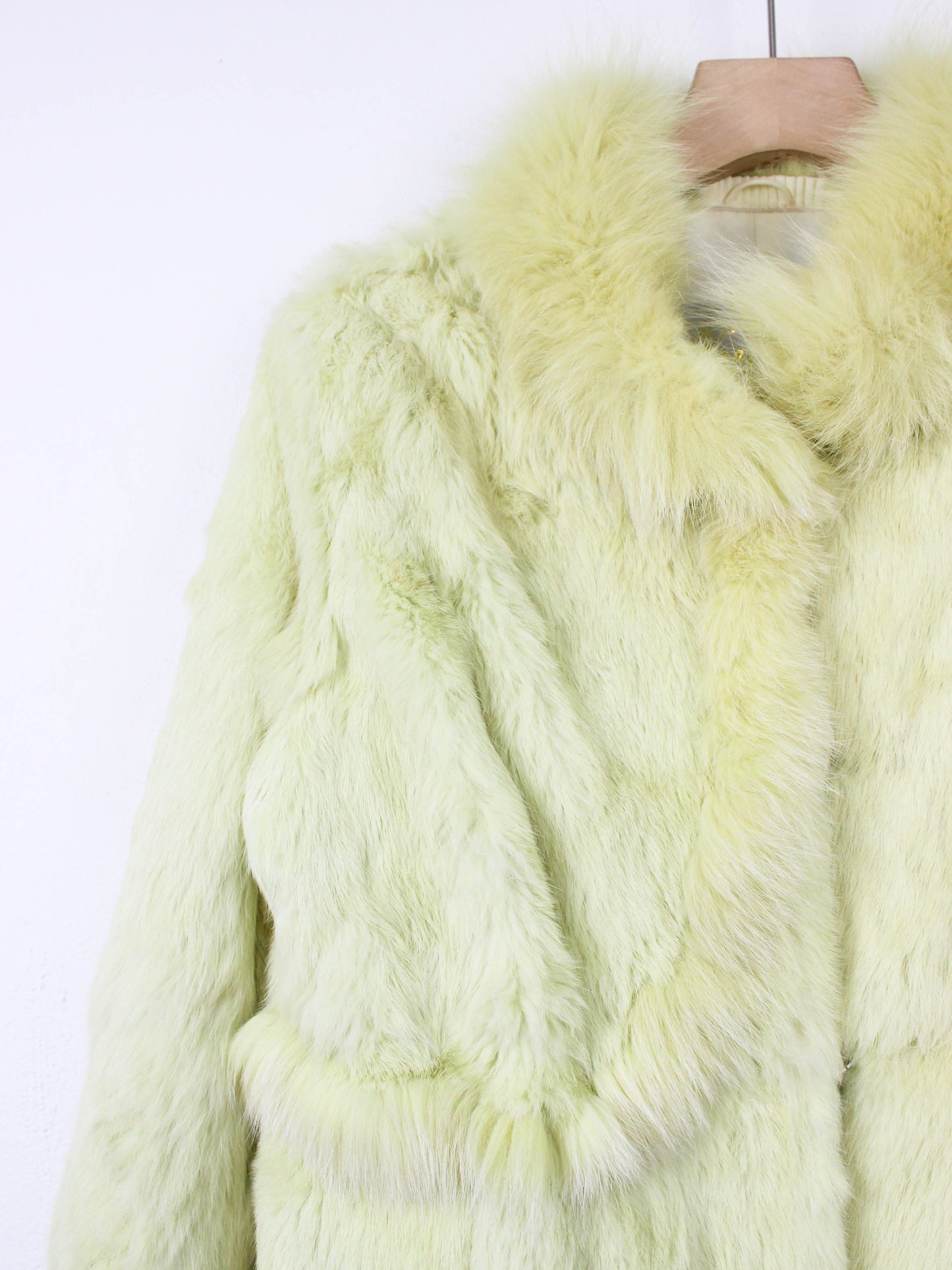 Лимонна вінтажна шуба