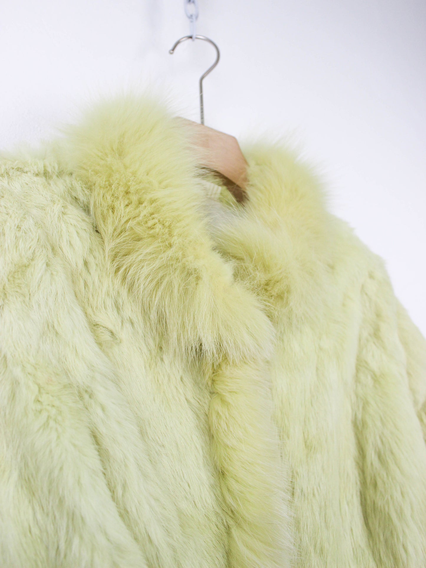 Лимонна вінтажна шуба