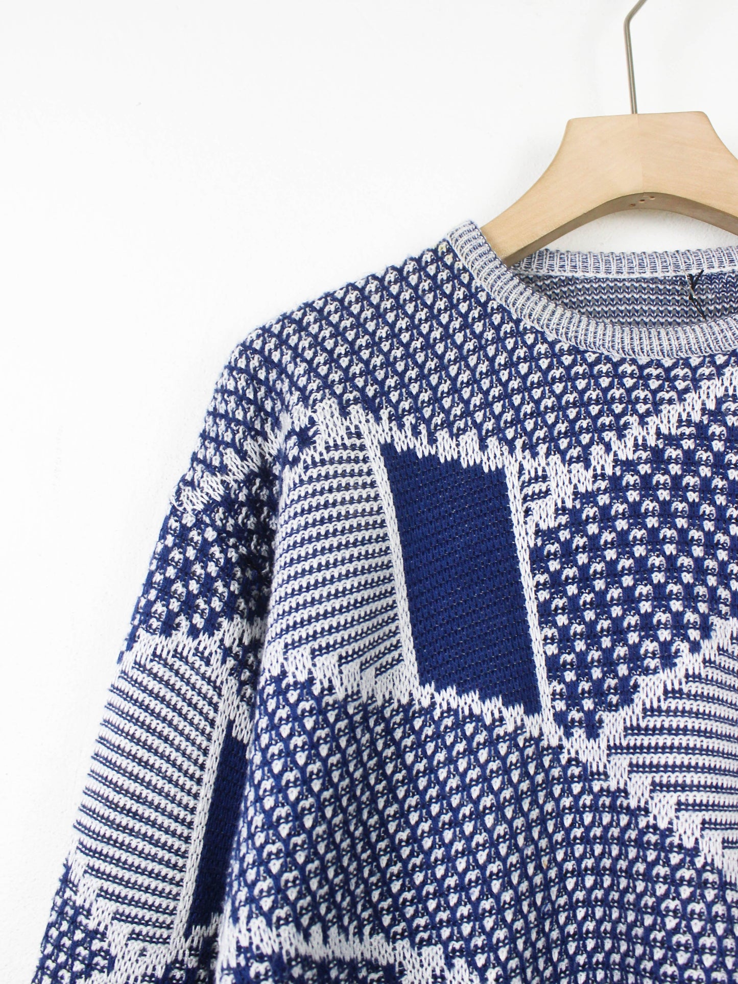 Синій светр "Сходинка"