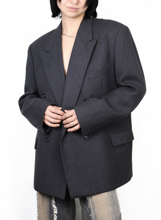 Сірий вовняний піджак оверсайз крою