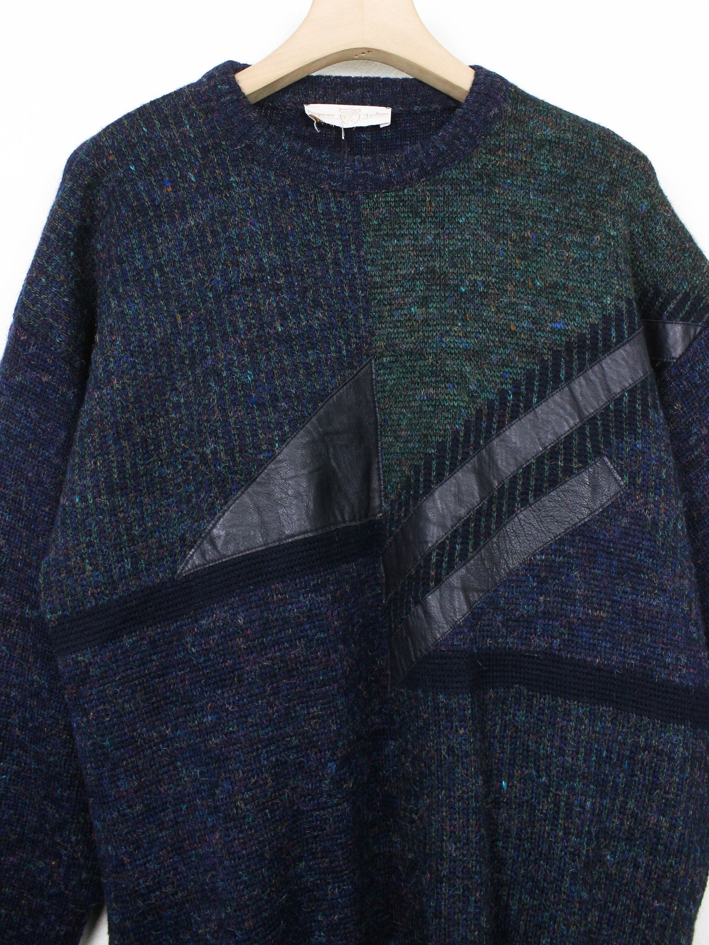 Светр із шкіряними вставками Perquemo Fashion