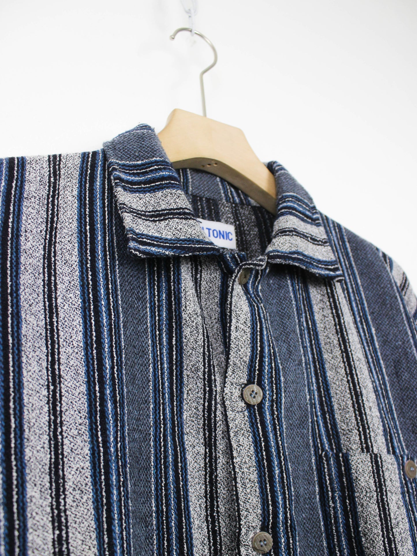 Блакитна сорочка у смужку Gin Tonic