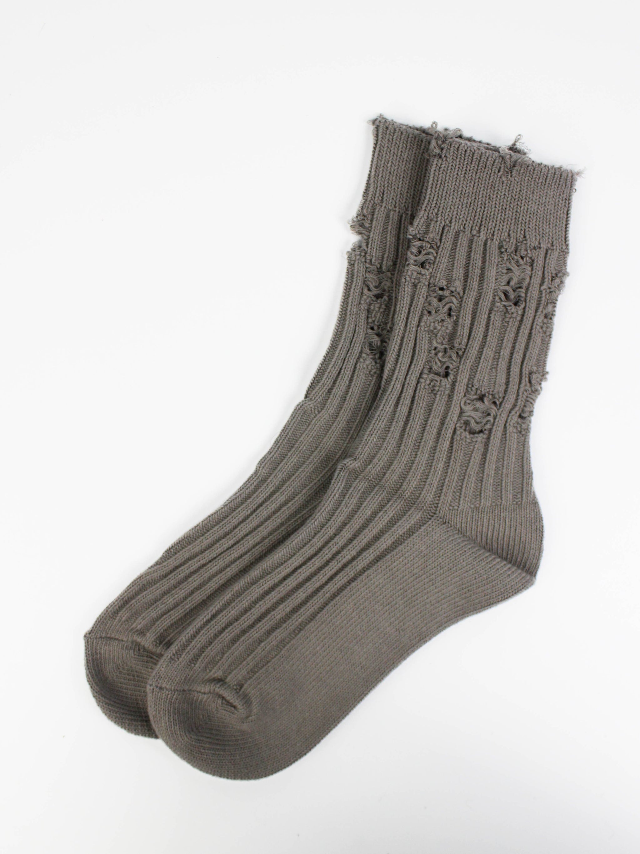 Сірі/білі шкарпетки із рваностями