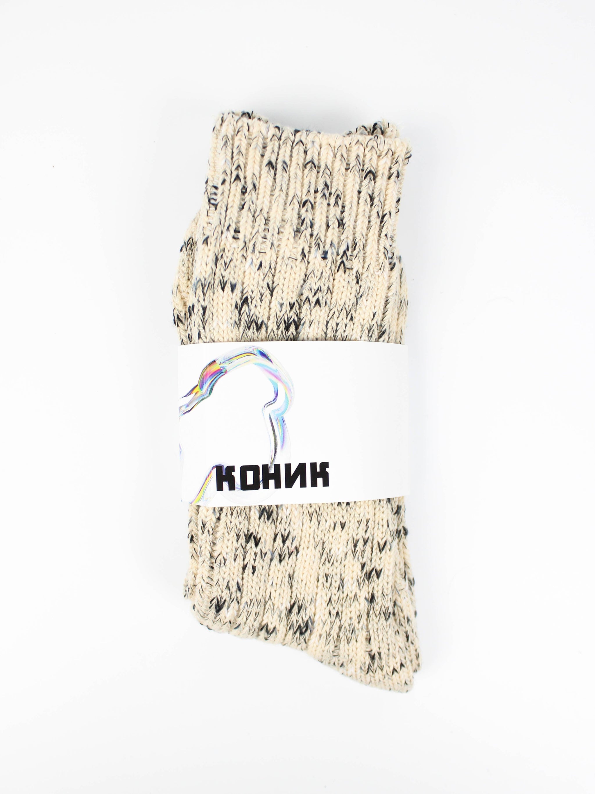 В'язані шкарпетки пастельних кольорів