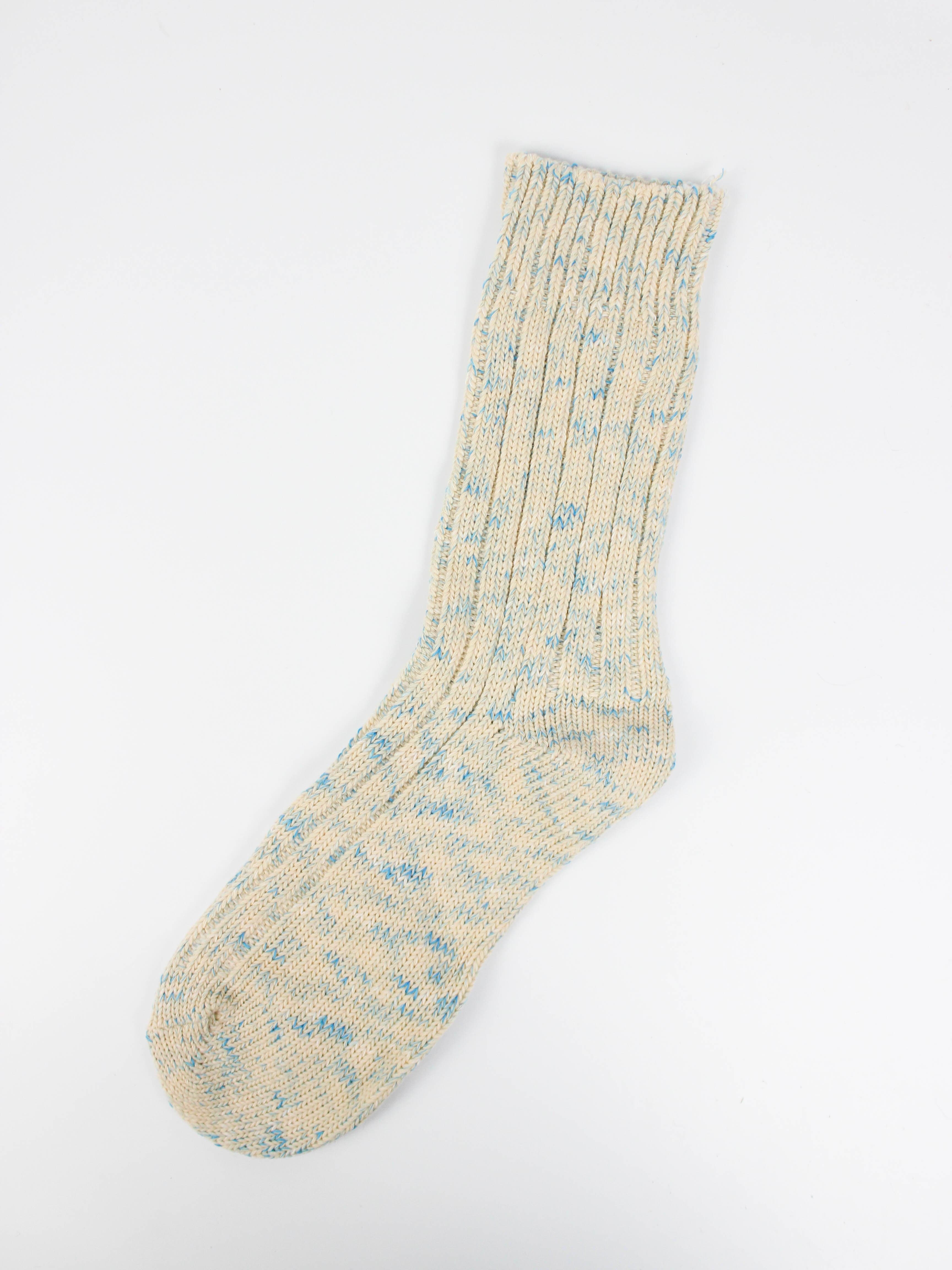 В'язані шкарпетки пастельних кольорів