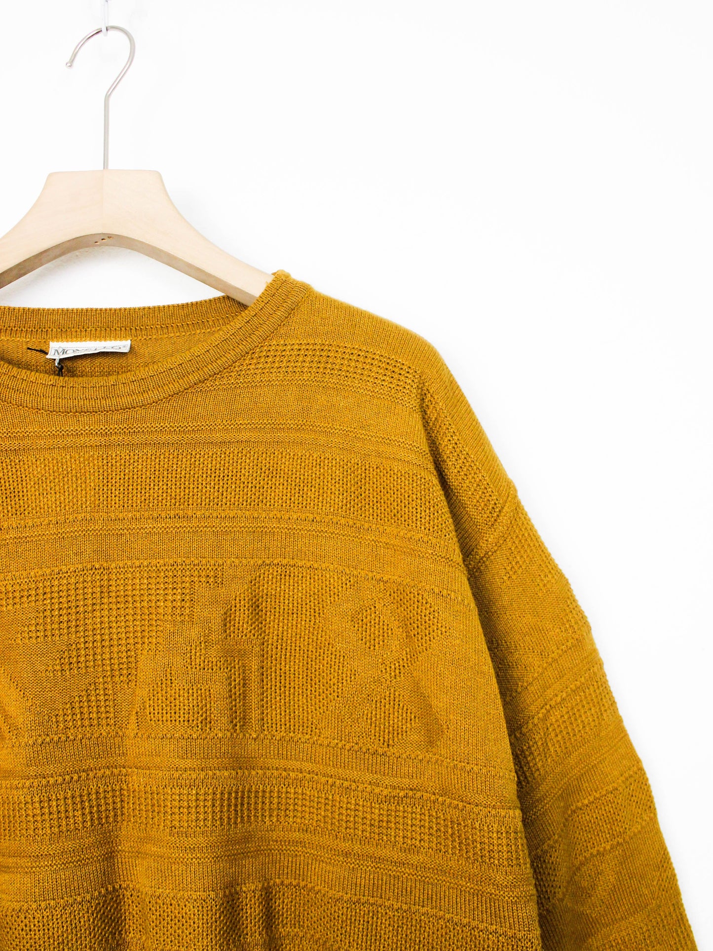 Гірчичний светр Monello