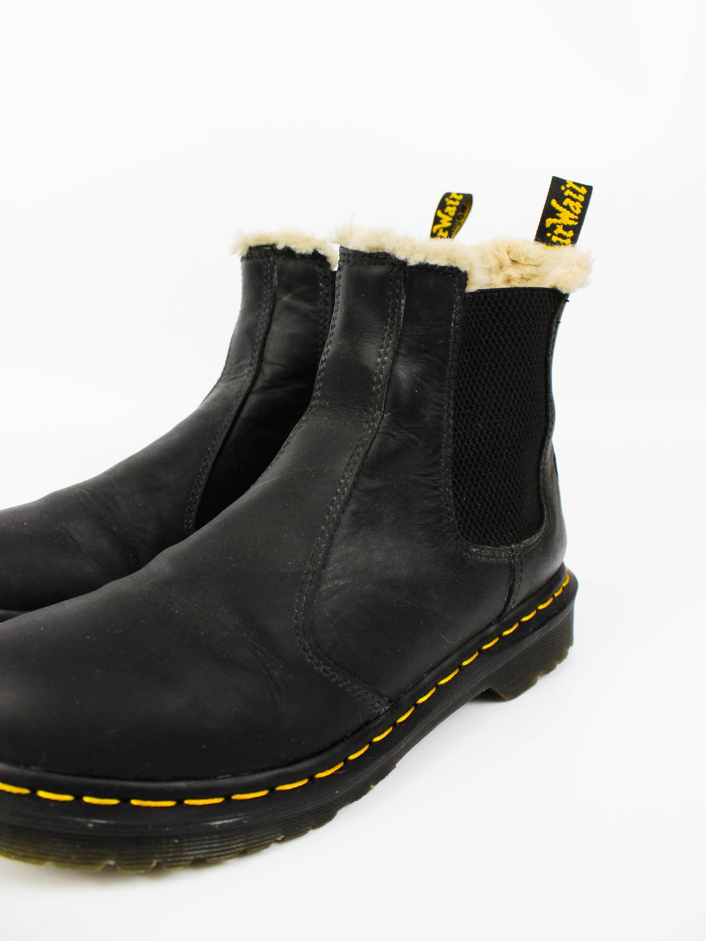 Dr. Martens 2976 Leonore Faux Fur Lined Chelsea