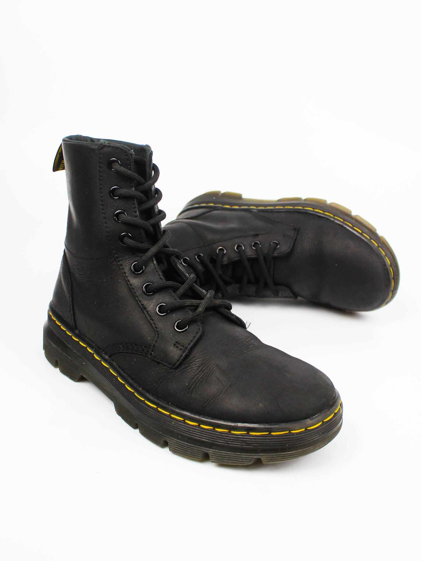 Dr. Martens Combs Leather