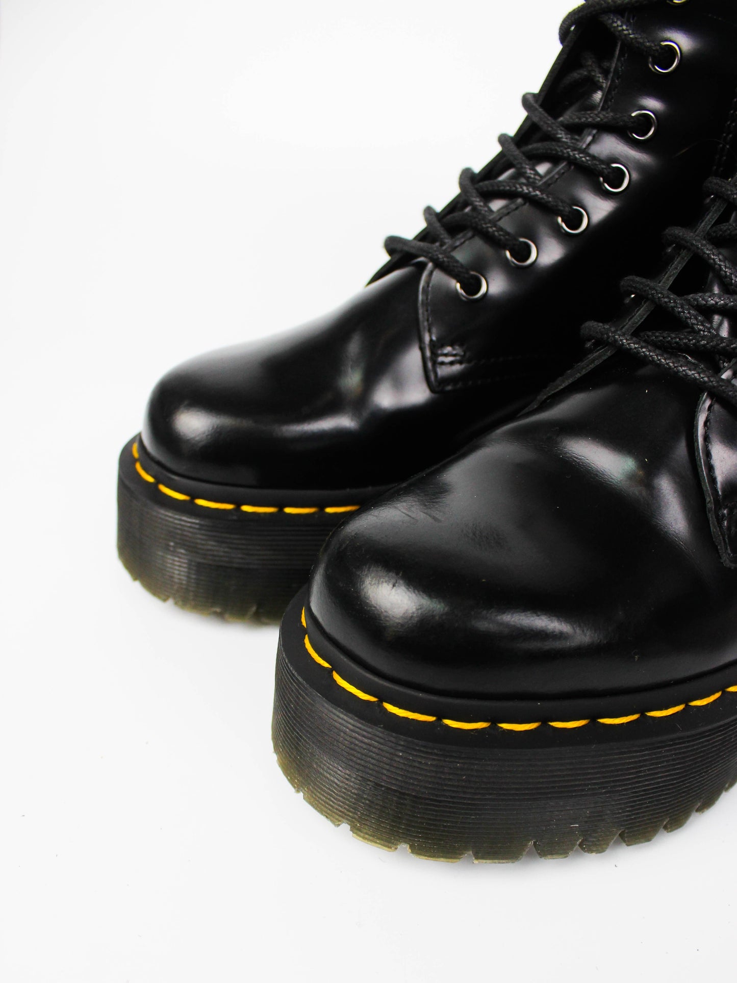 Dr. Martens Jadon Smooth
