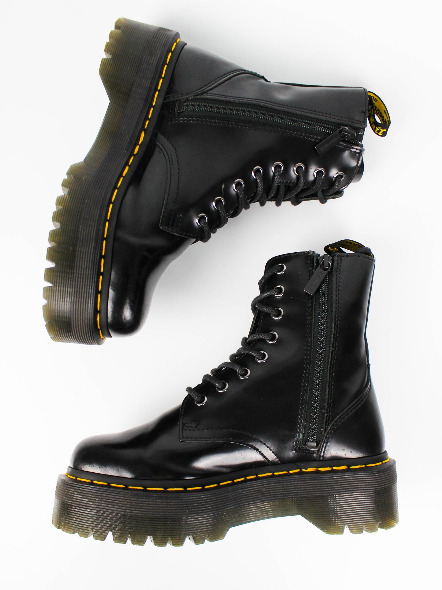 Dr. Martens Jadon Smooth