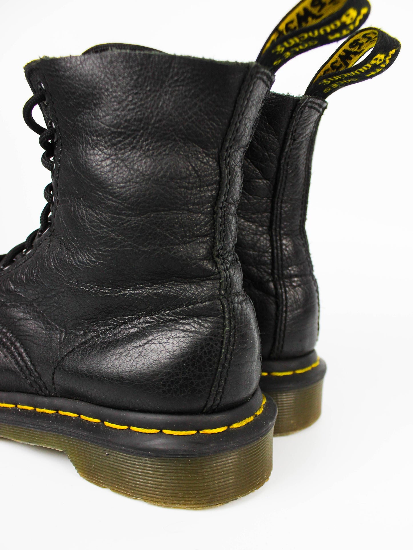 Dr. Martens 1460 Black Virginia