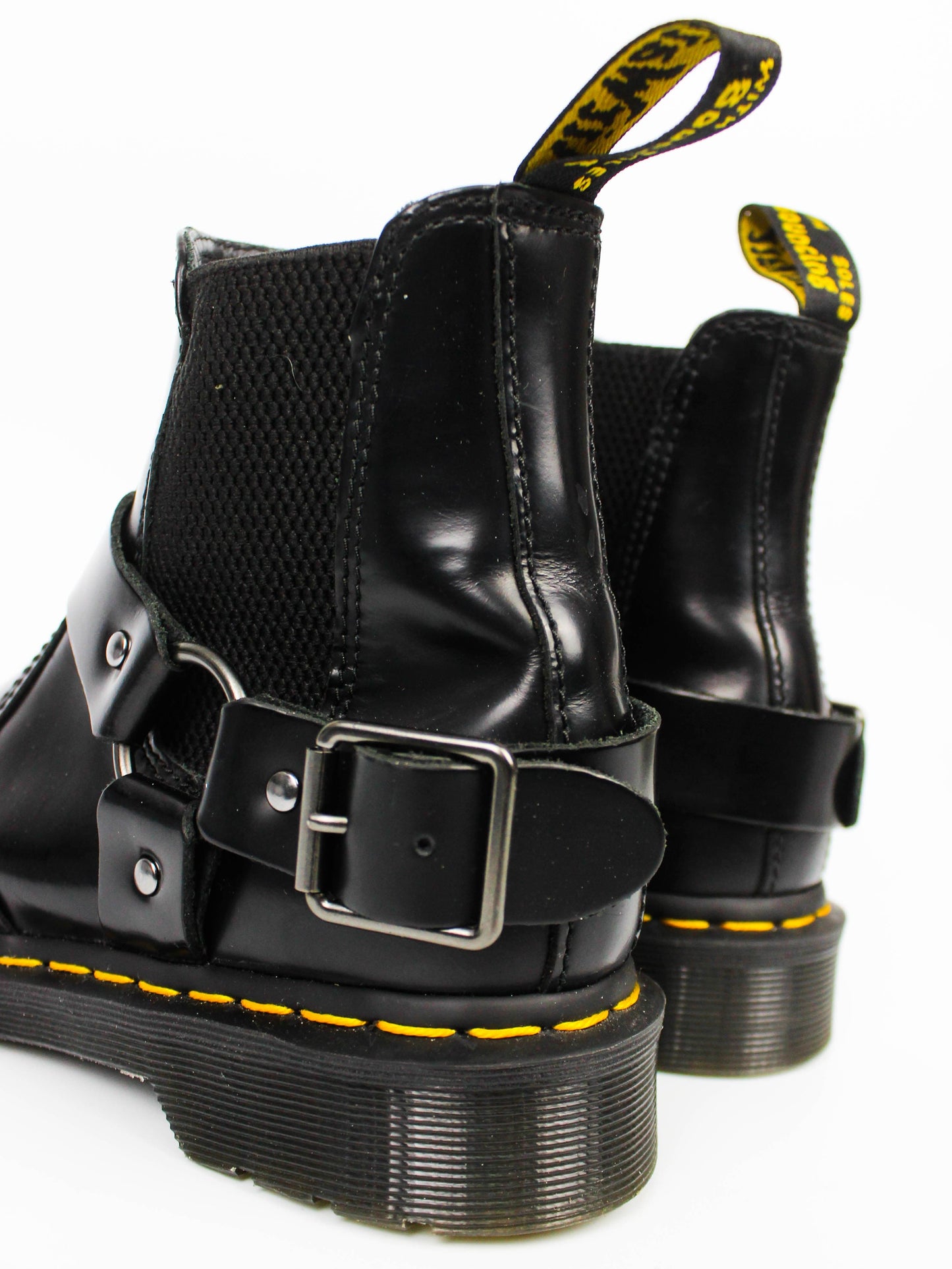Dr. Martens Wincox Smooth Black