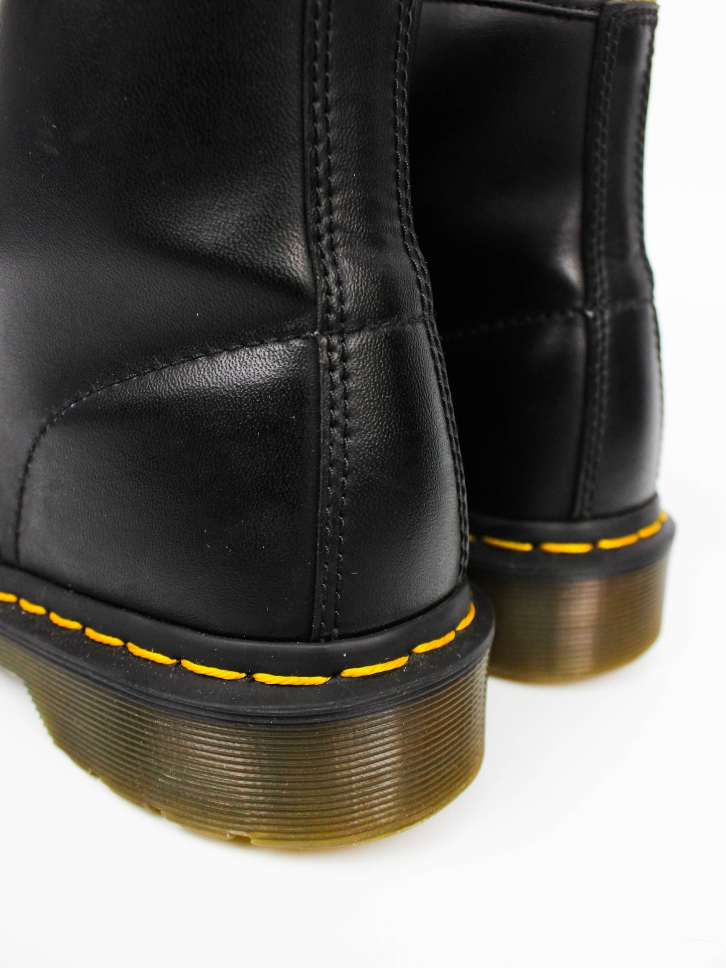 Dr. Martens 1460 Vegan Felix Rub Off