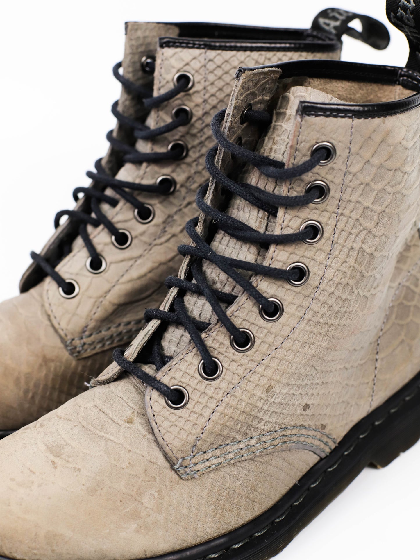 Dr. Martens Amaru 1460