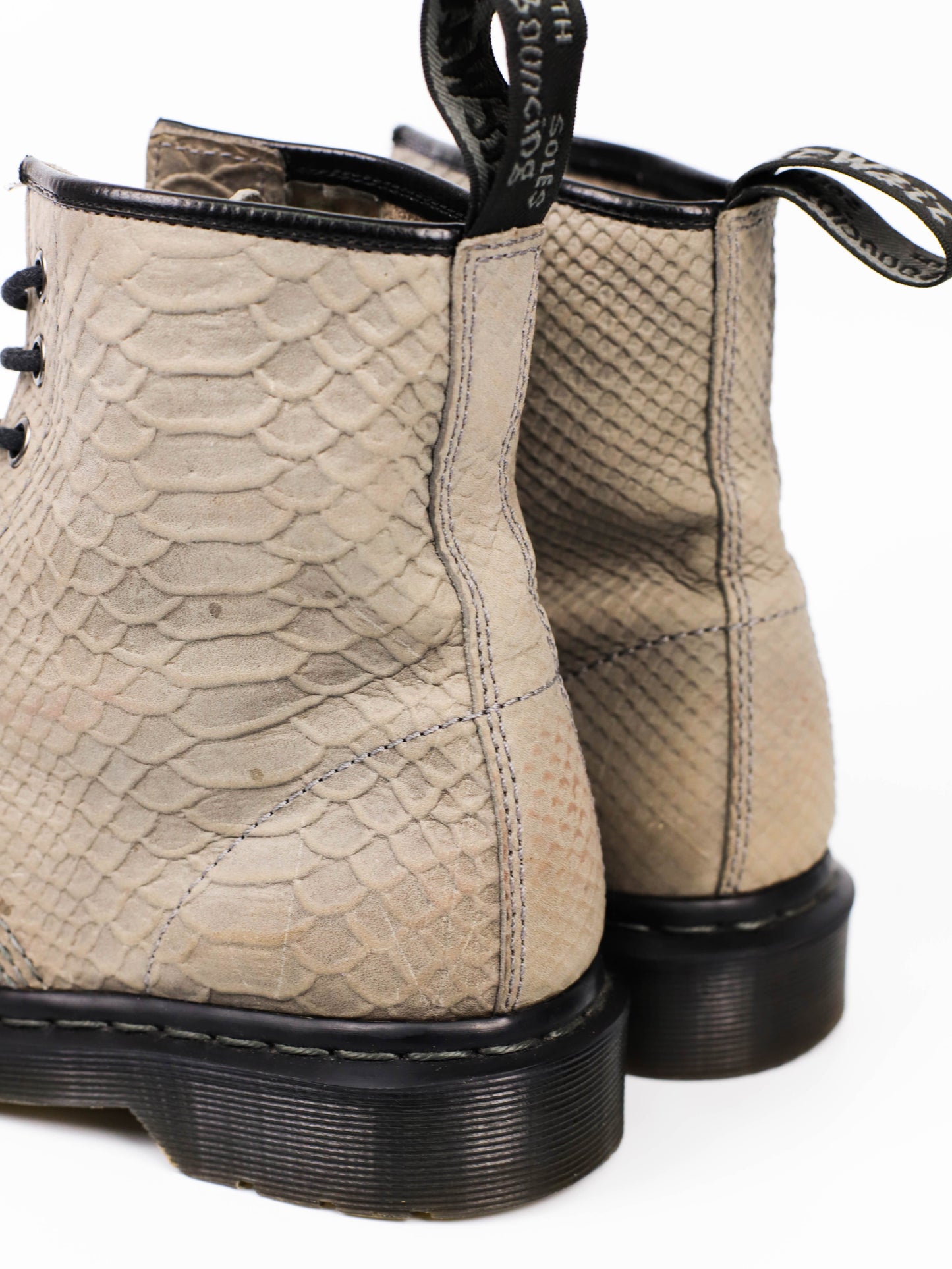 Dr. Martens Amaru 1460