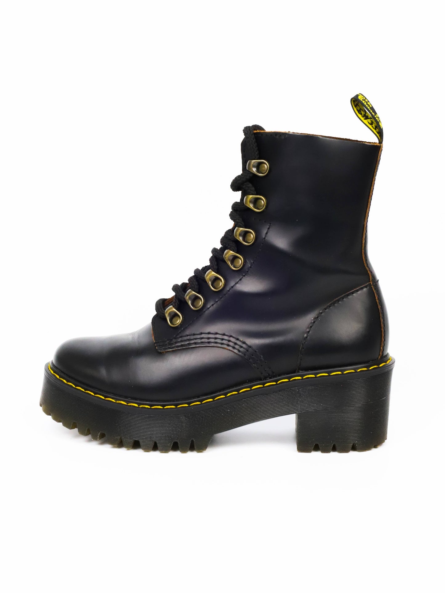 Dr. Martens Leona