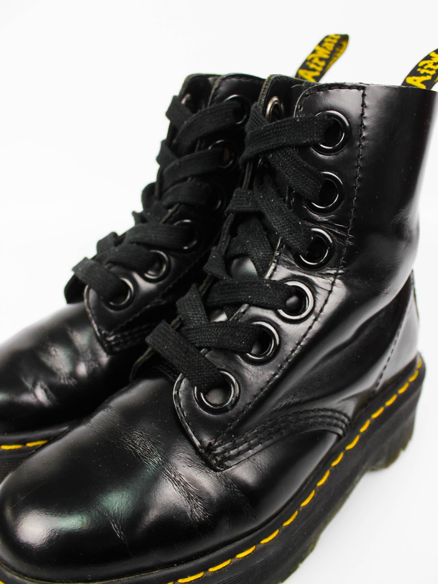 Dr. Martens Molly Black