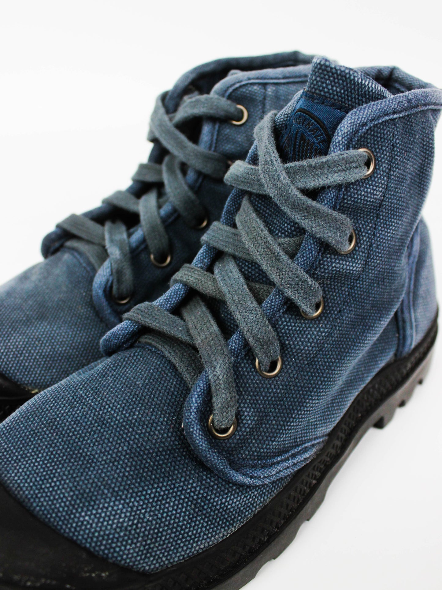 Palladium Pampa Hi Blue