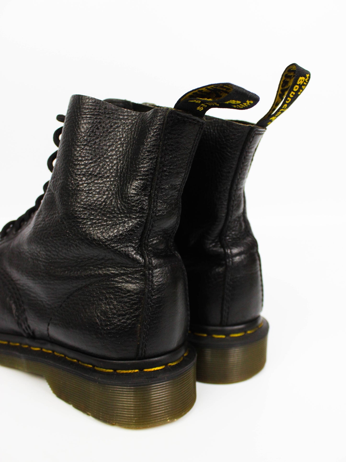 Dr. Martens 1460 Pascal Virginia