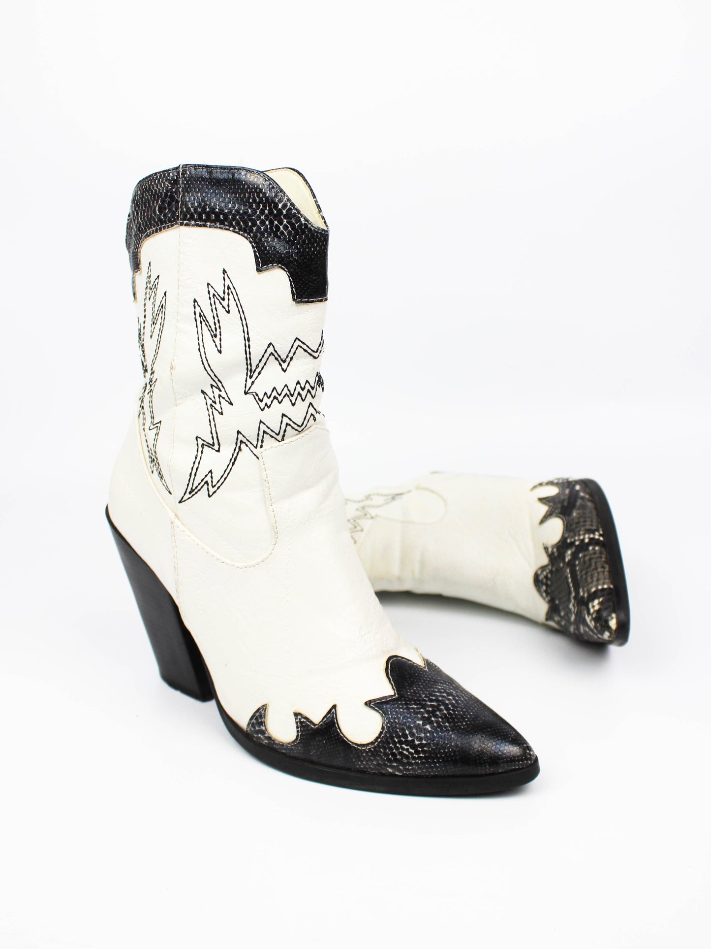Vintage Two-Tone Western Cowboy Boots