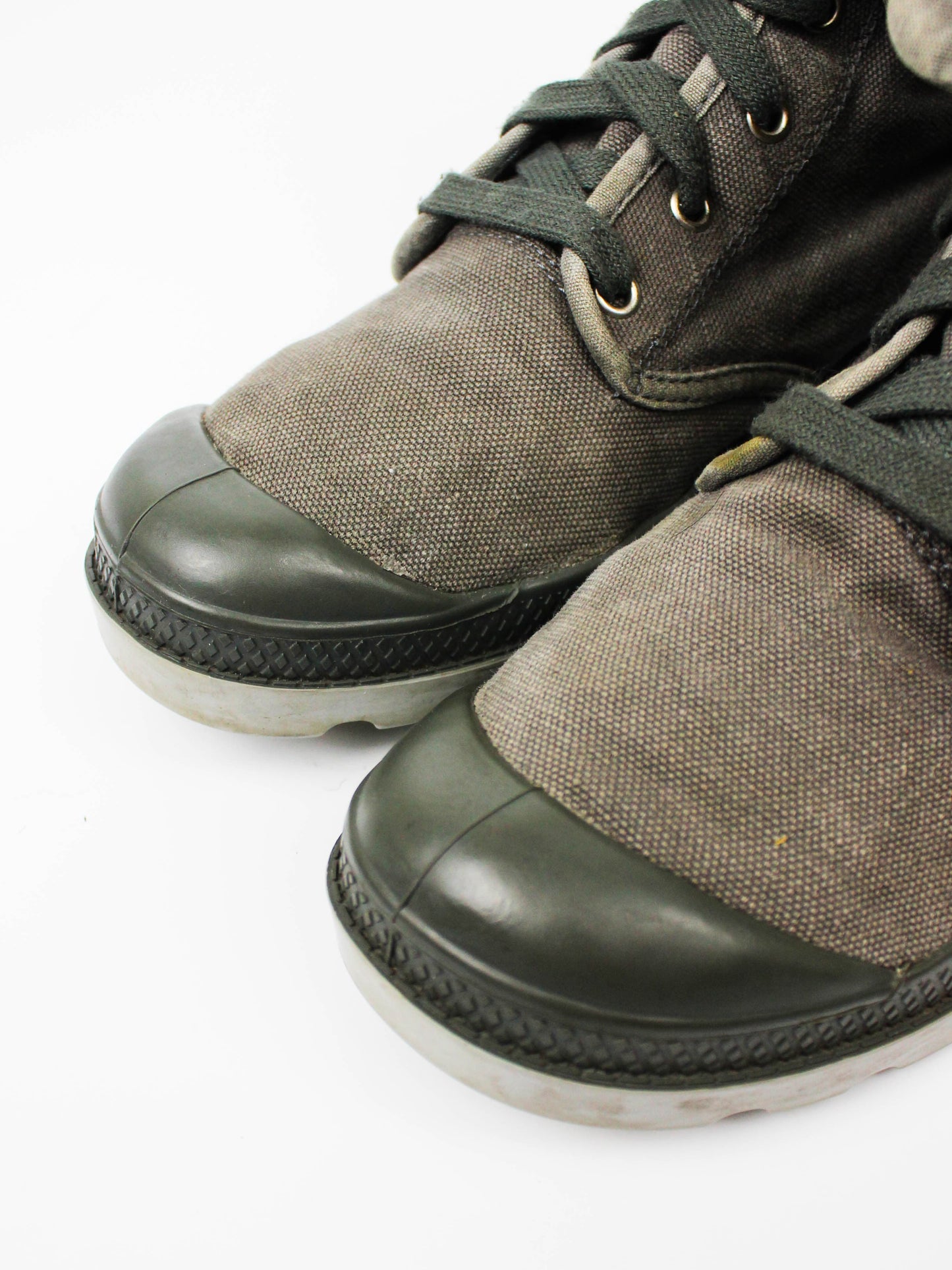 Palladium Baggy Grey