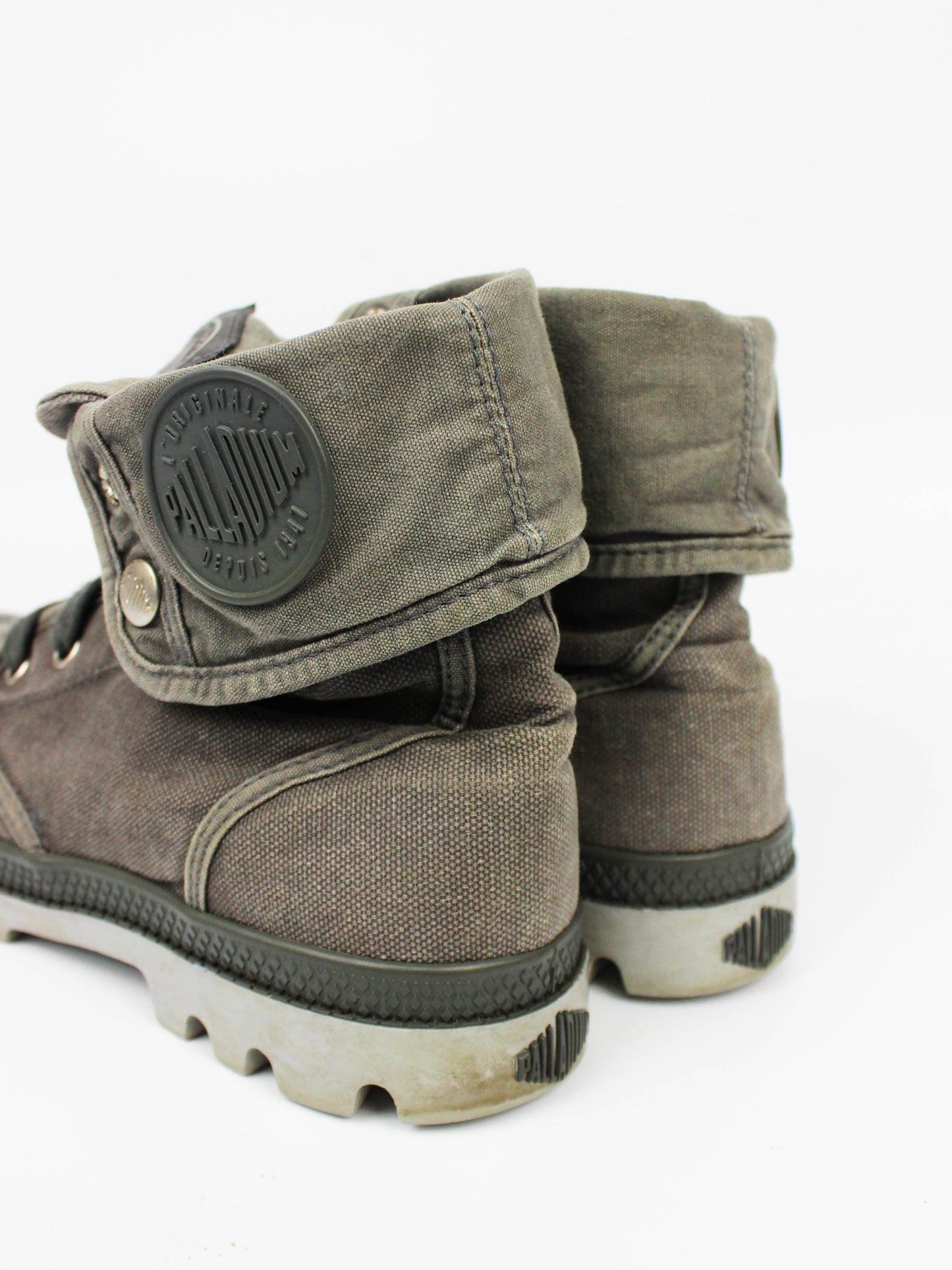 Palladium Baggy Grey