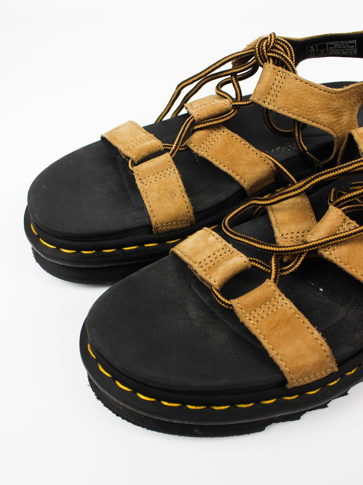 Dr. Martens Nartilla Savannah Tan