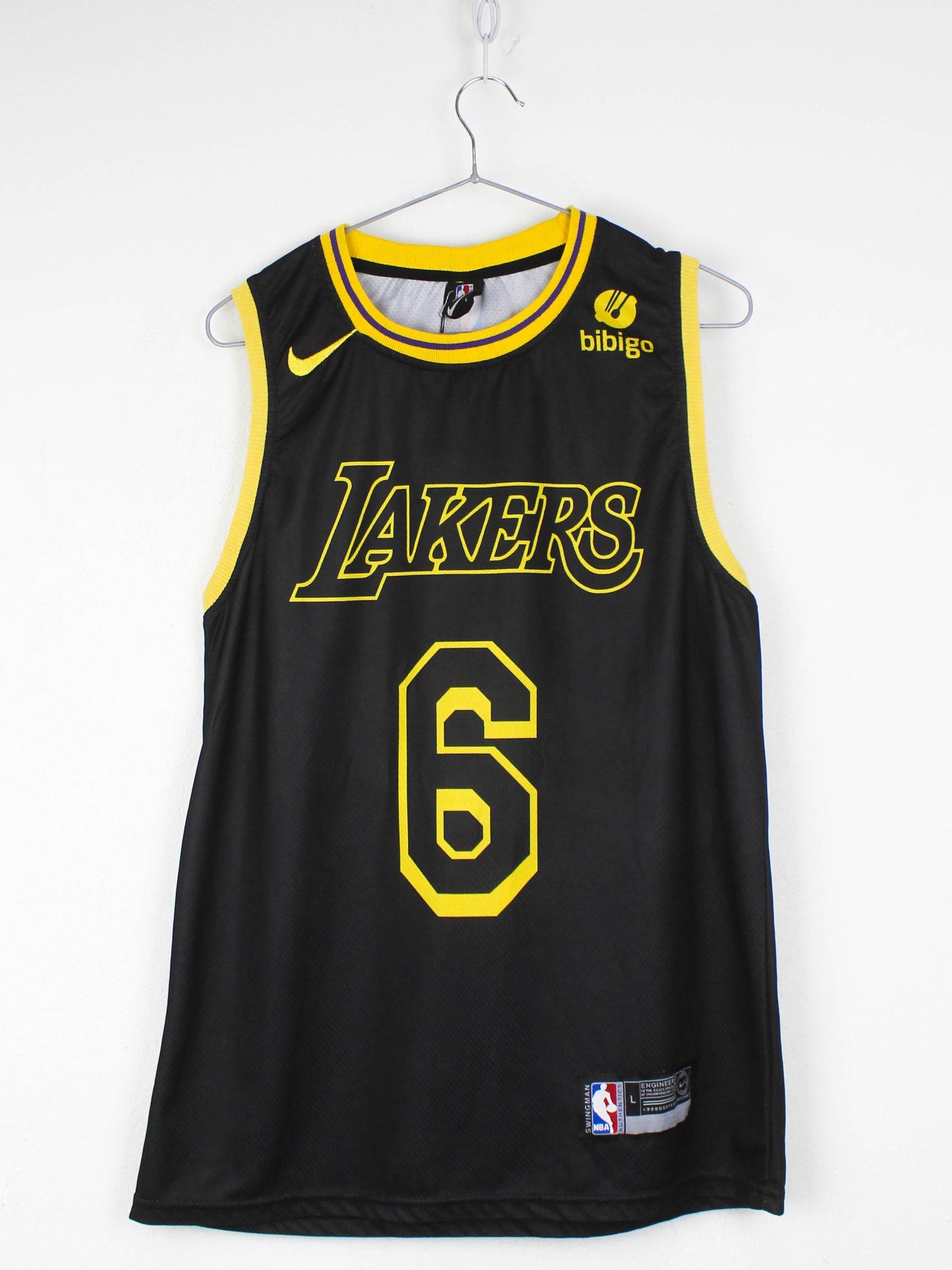 Чорна баскетбольна майка Nike Lebron James