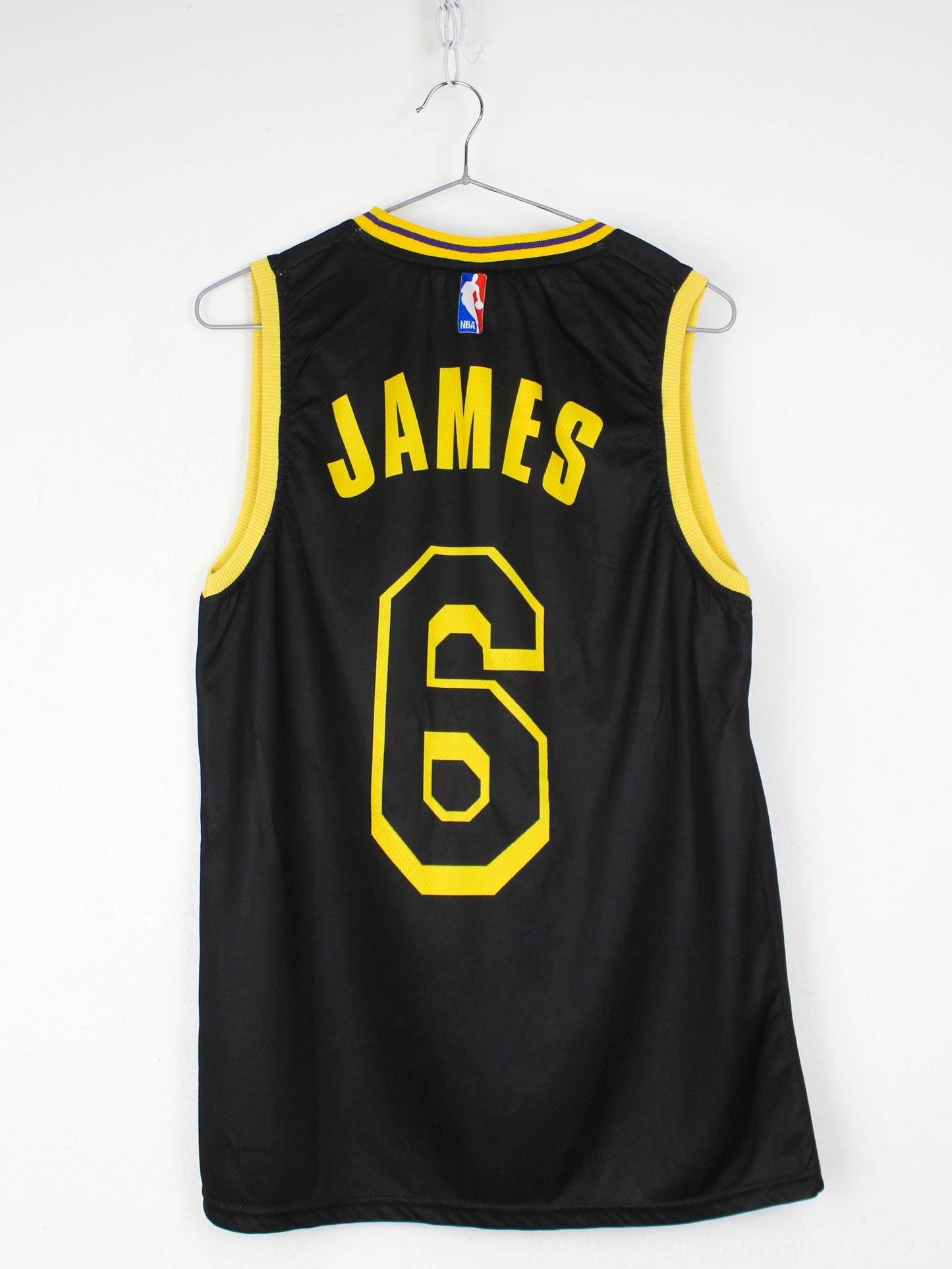 Чорна баскетбольна майка Nike Lebron James
