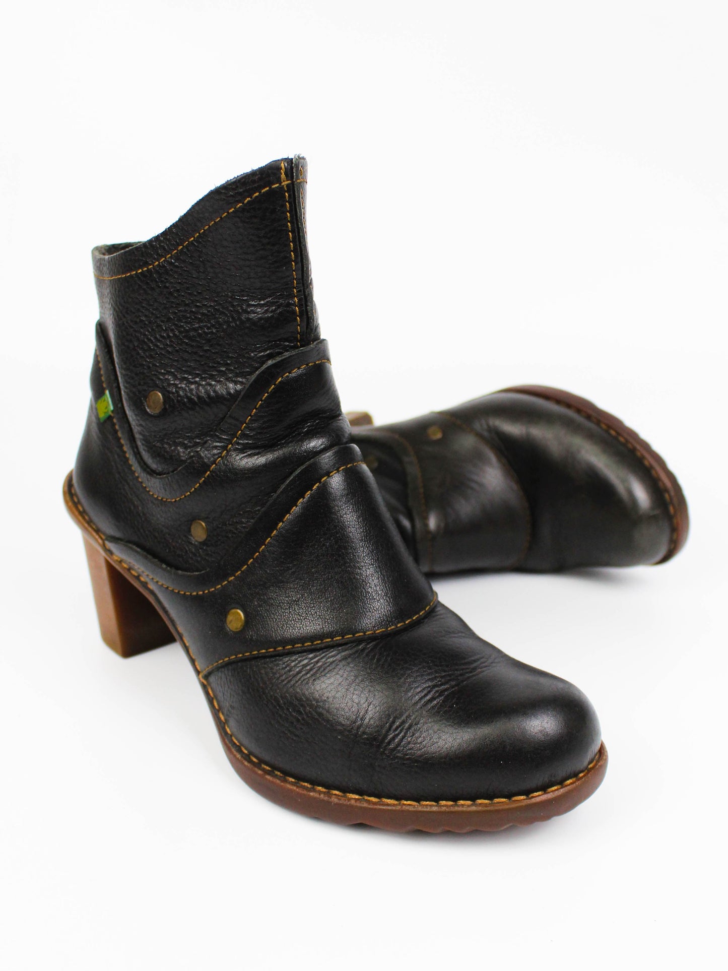 El Naturalista Ankle Boots