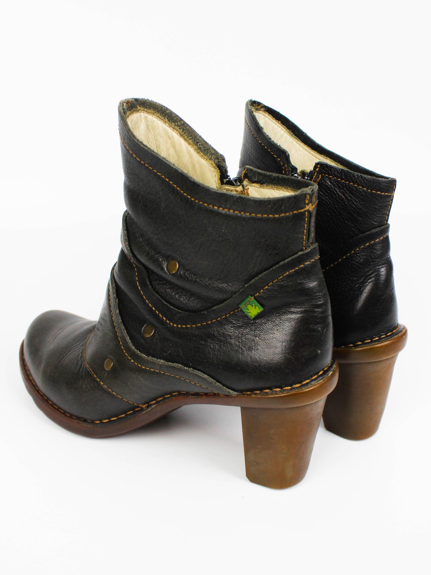 El Naturalista Ankle Boots