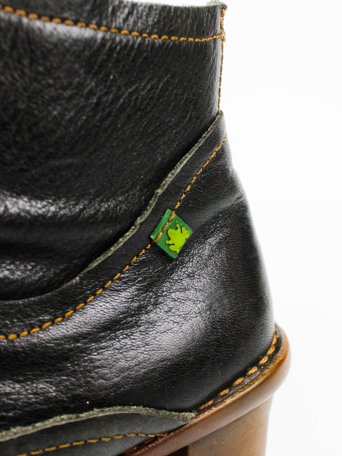 El Naturalista Ankle Boots