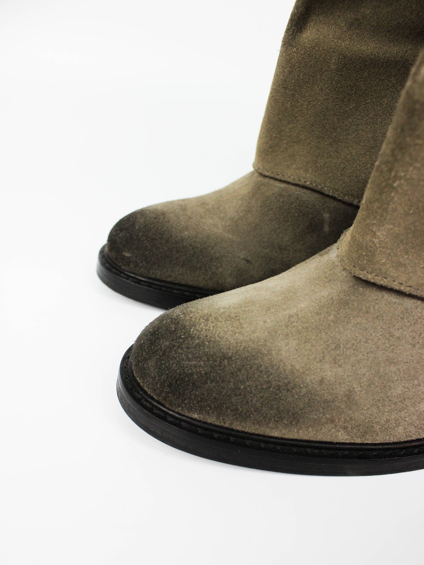 Buffalo Suede Buckle Boots