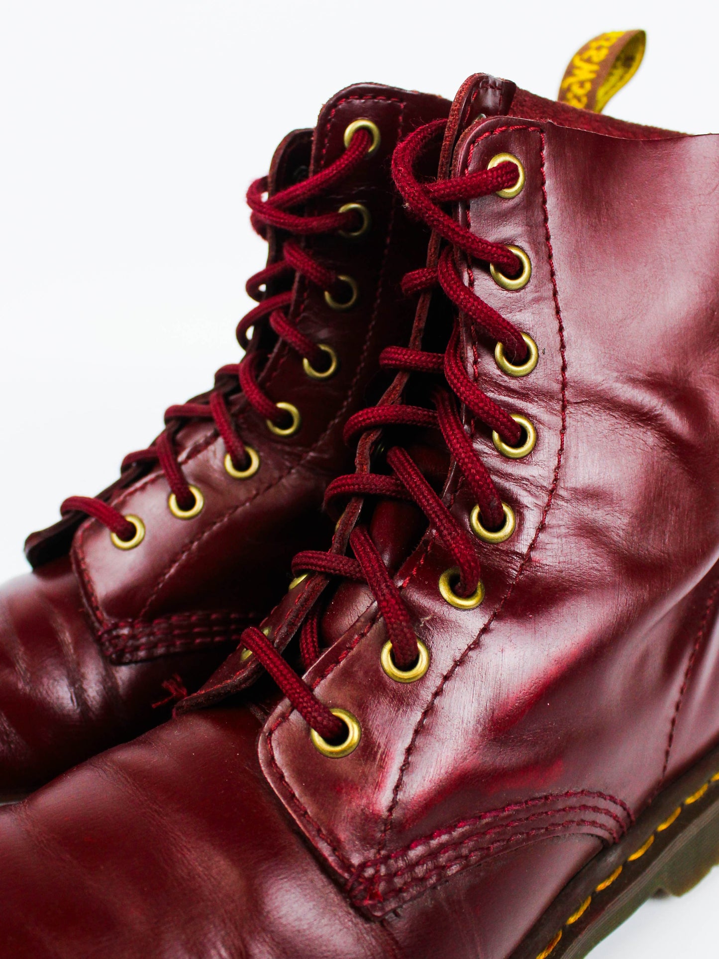 Dr. Martens 1460 Red Cherry