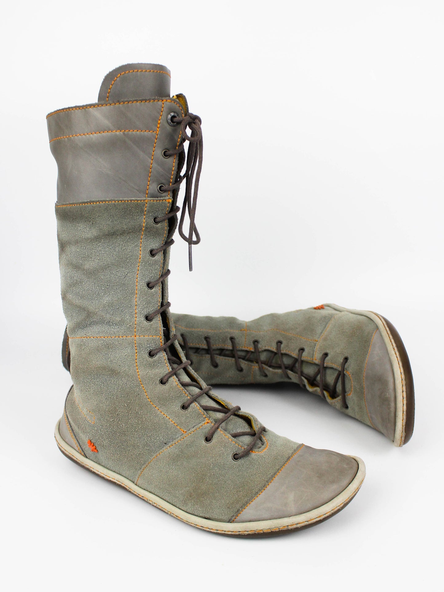 Art Company Vintage Lace-Up Boots