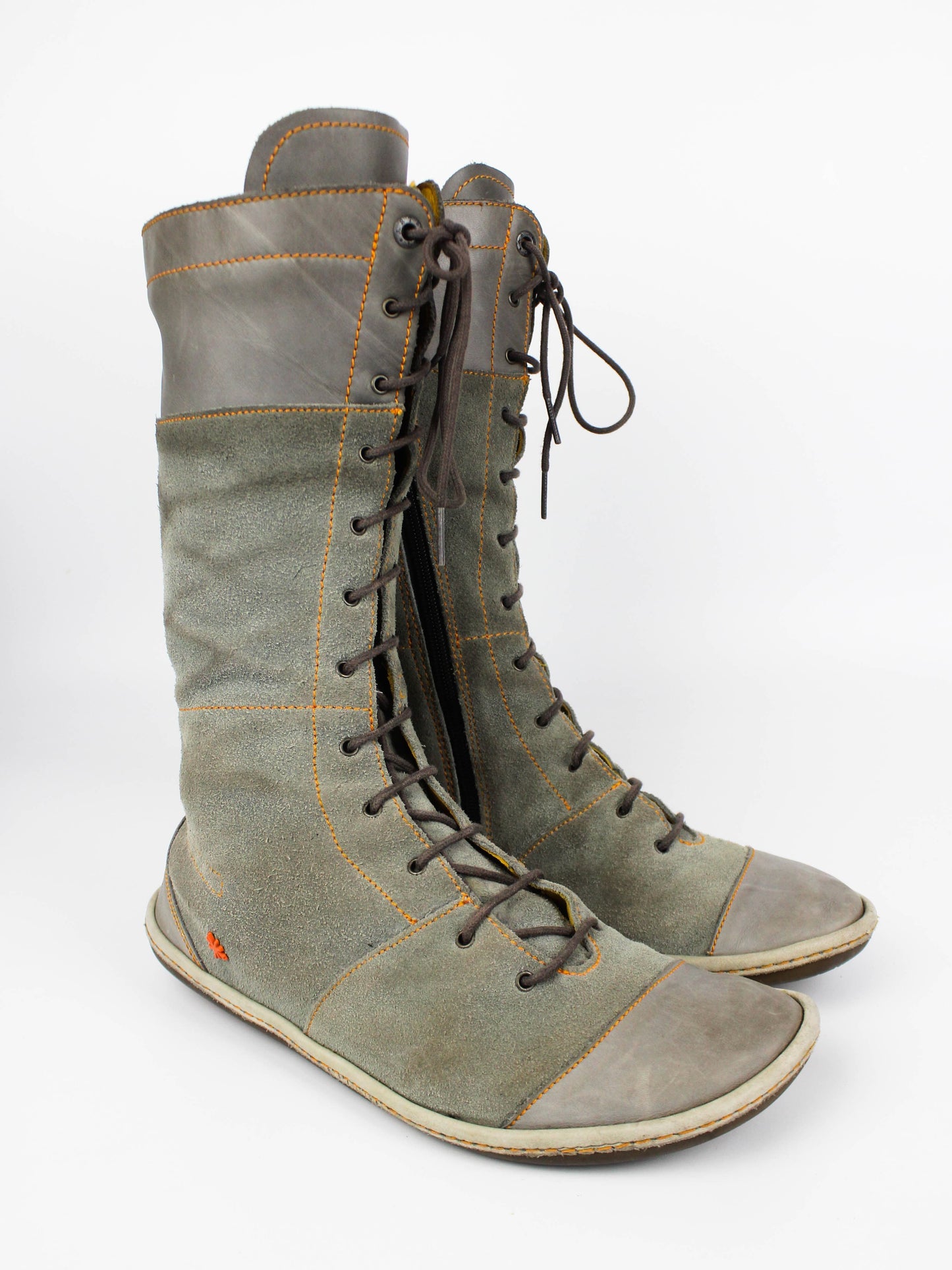 Art Company Vintage Lace-Up Boots