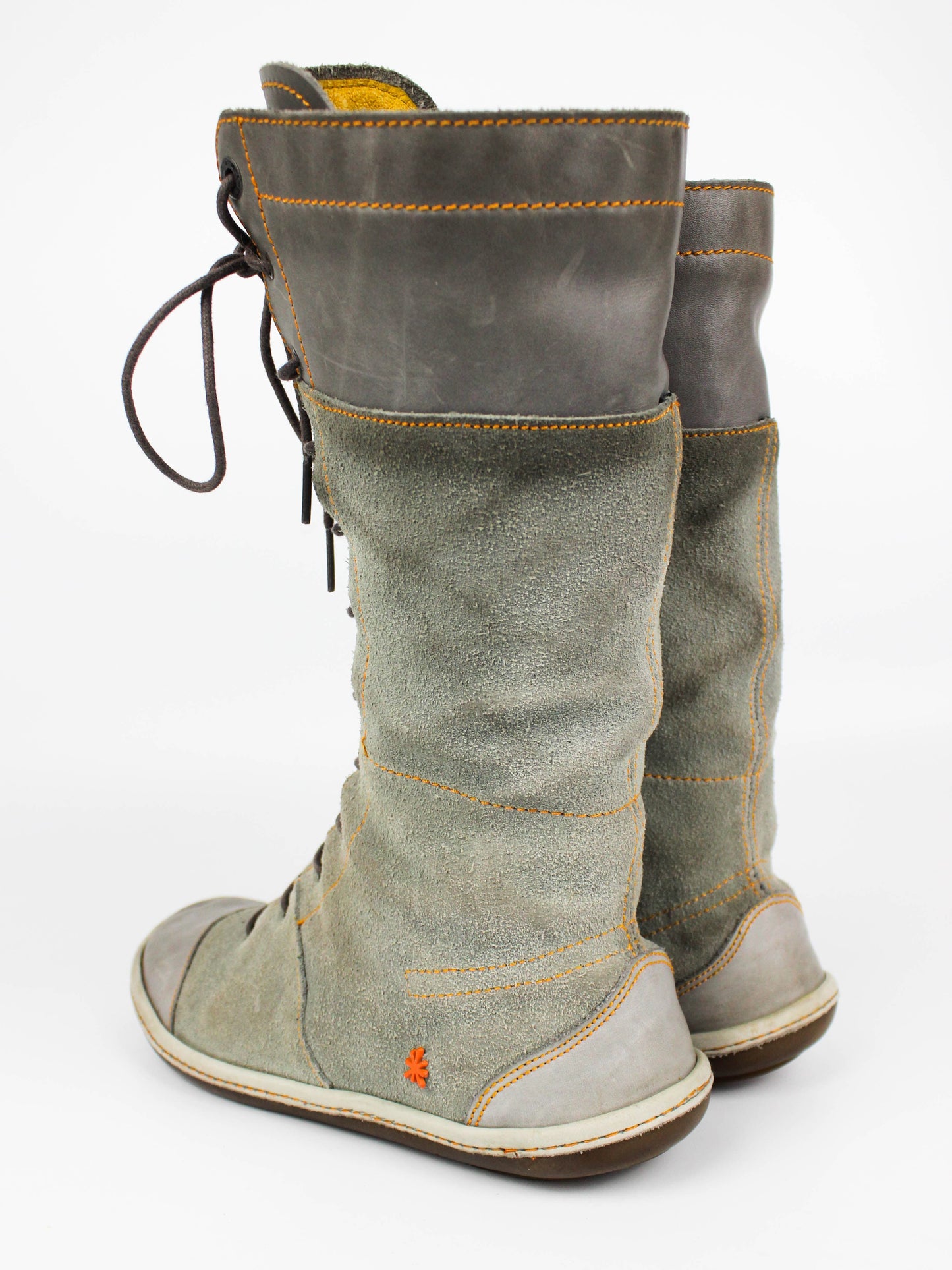 Art Company Vintage Lace-Up Boots