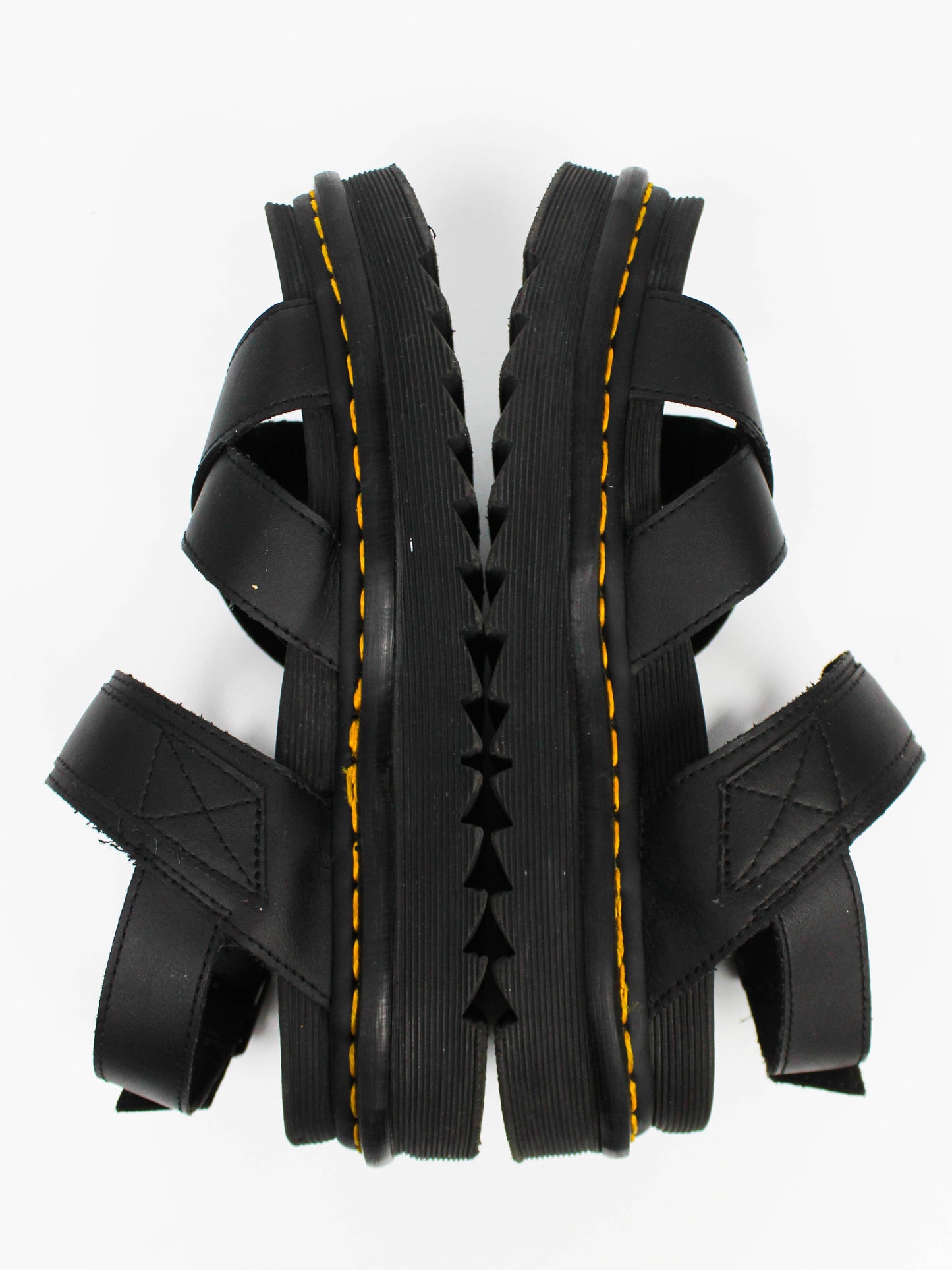 Dr. Martens Voss II Black