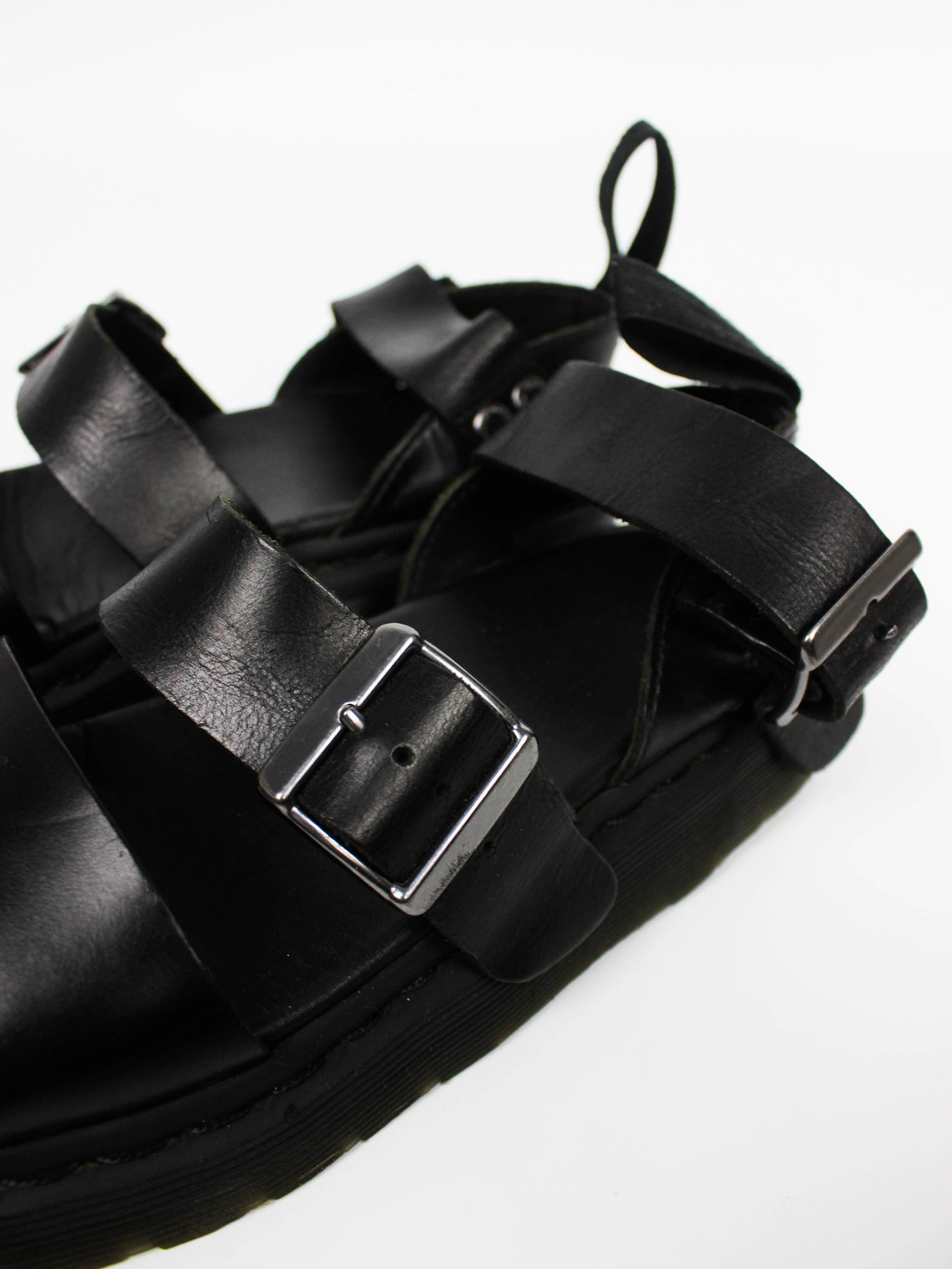 Dr. Martens Gryphon Black