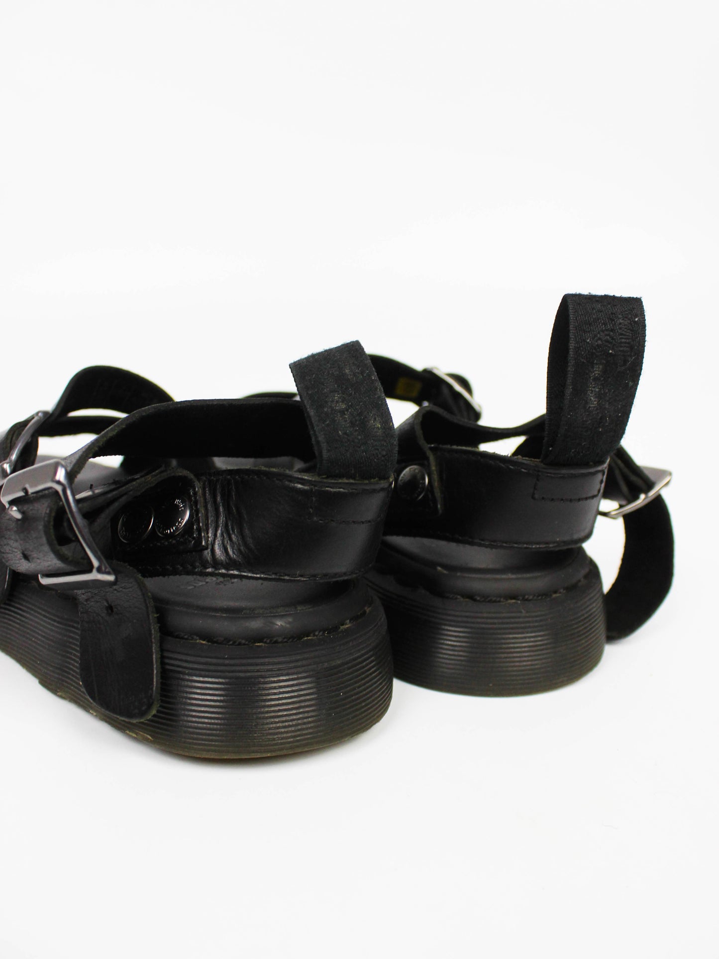 Dr. Martens Gryphon Black