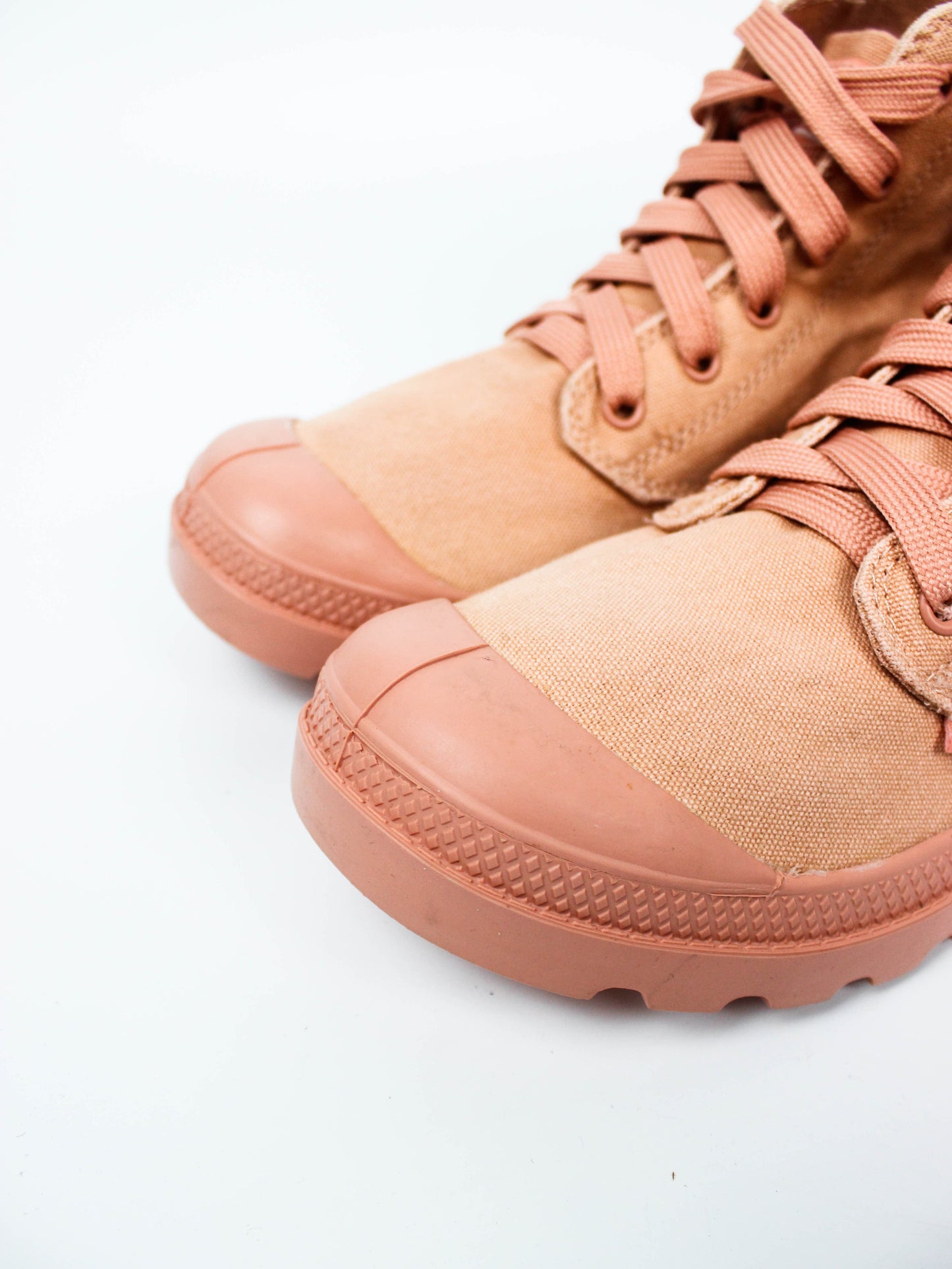 Palladium Pampa Hi Rose Brick