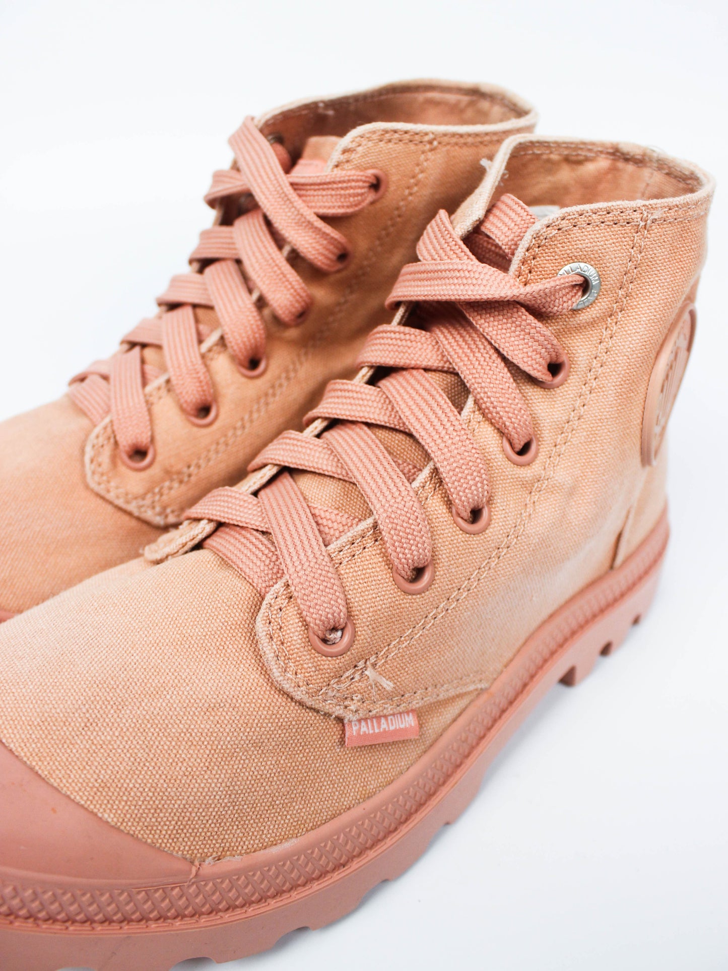 Palladium Pampa Hi Rose Brick