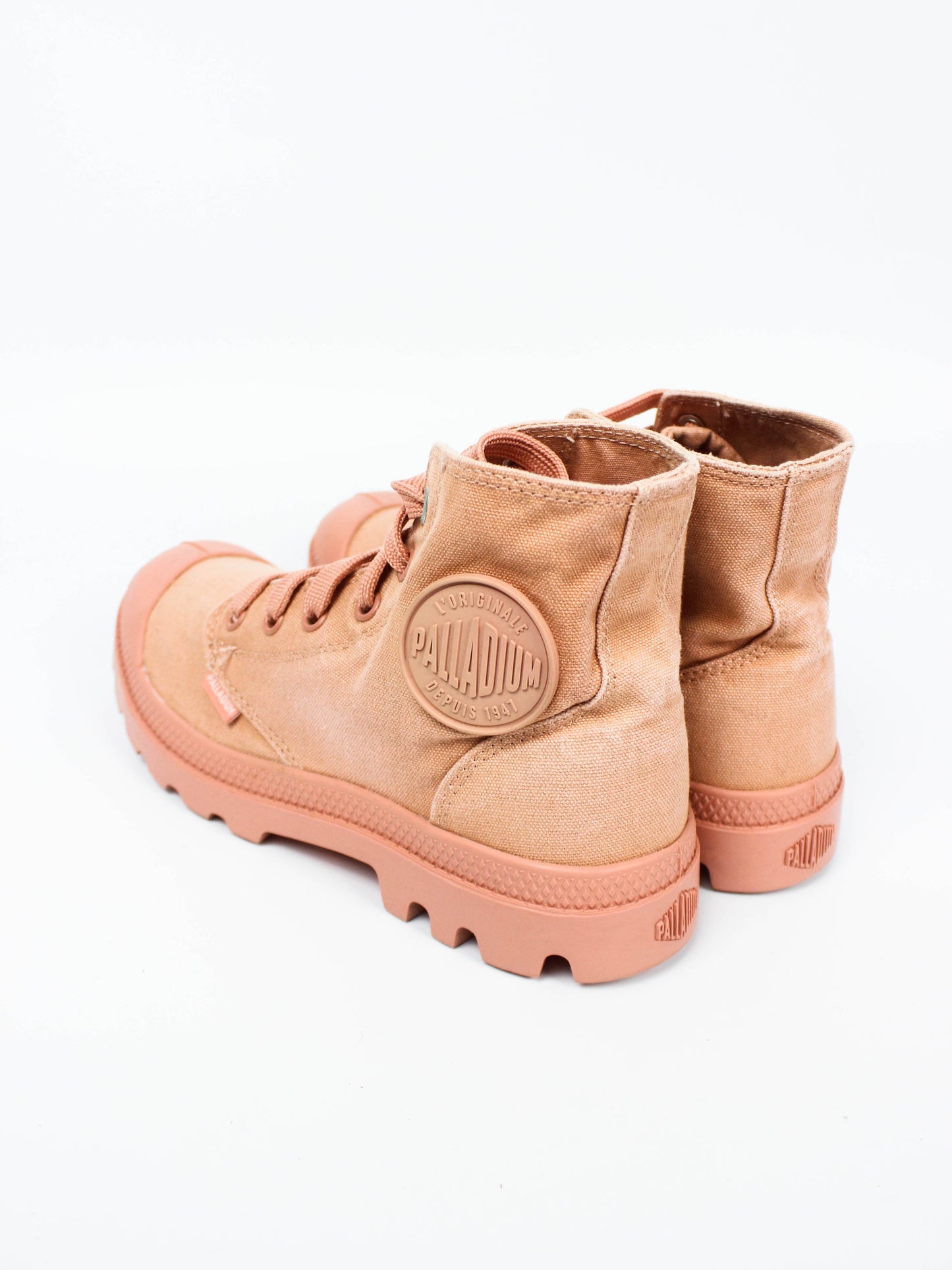 Palladium Pampa Hi Rose Brick