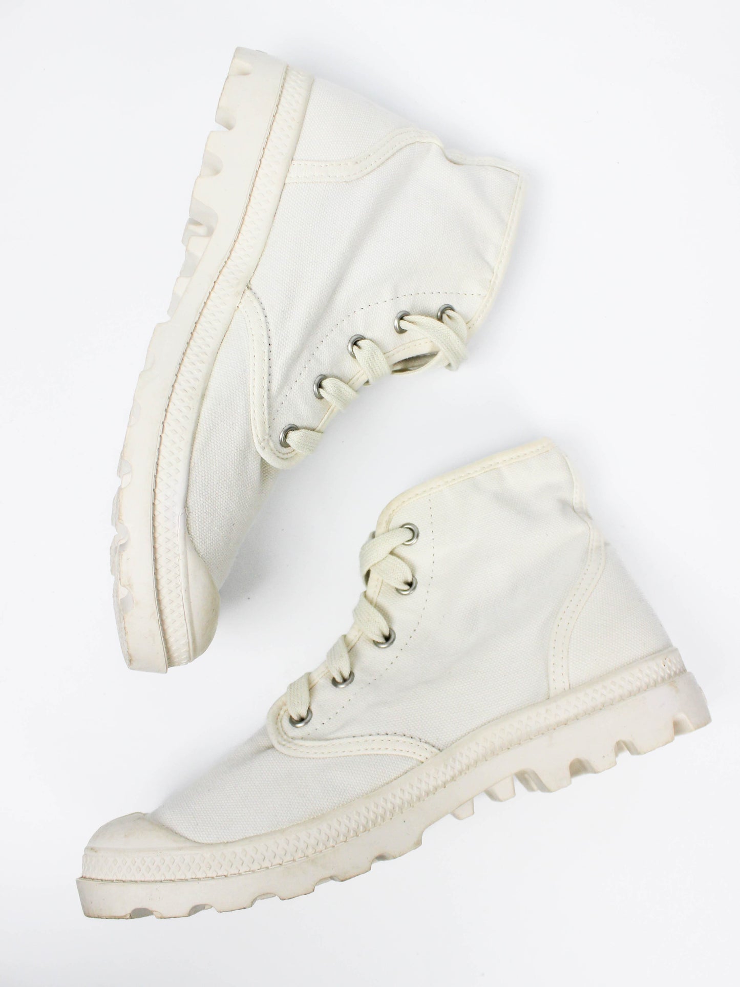 Palladium Pampa Hi White