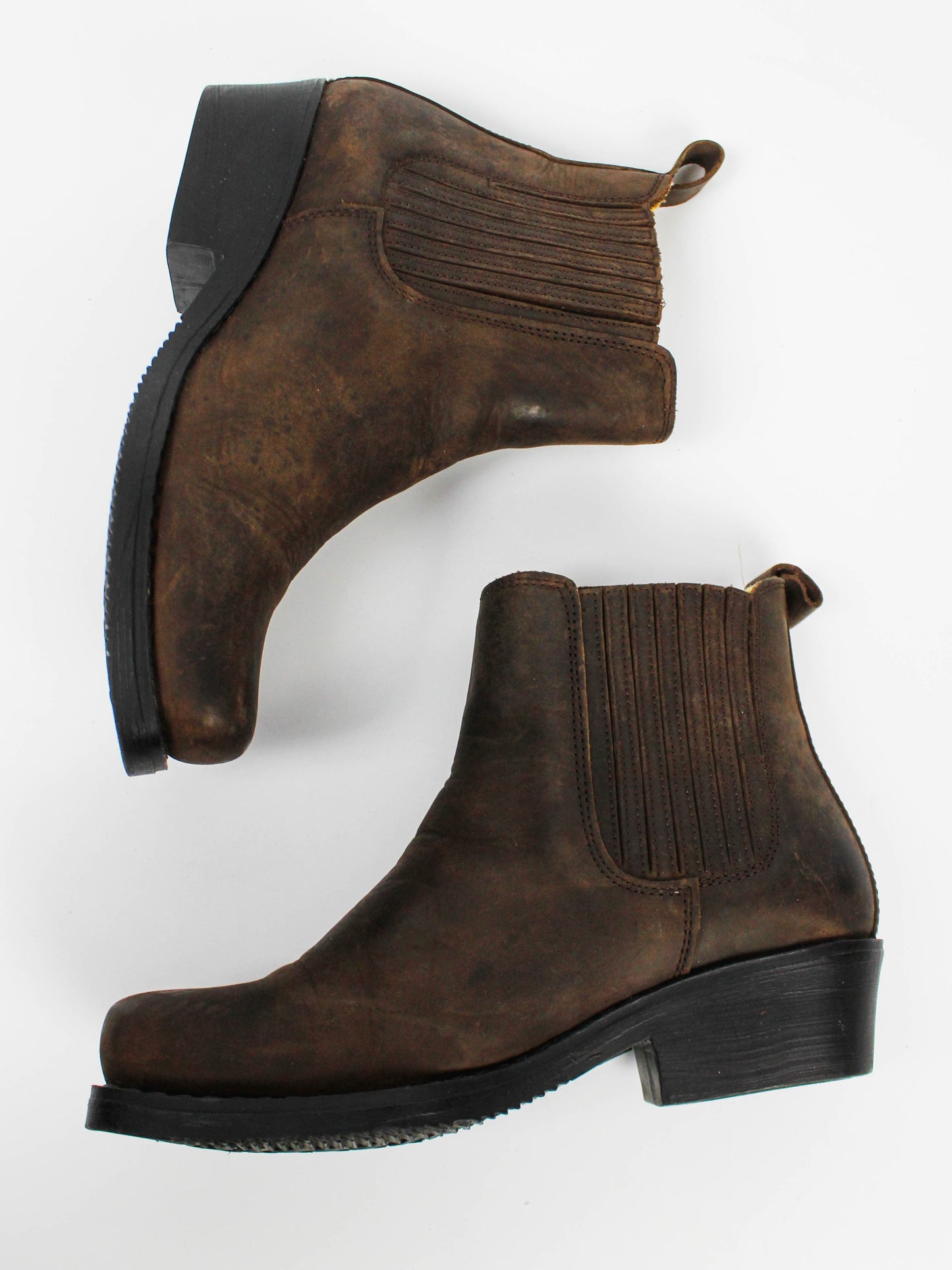 Cowboy brown chelsea boots