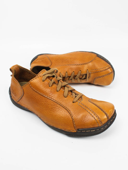 Clarks Lang Brown