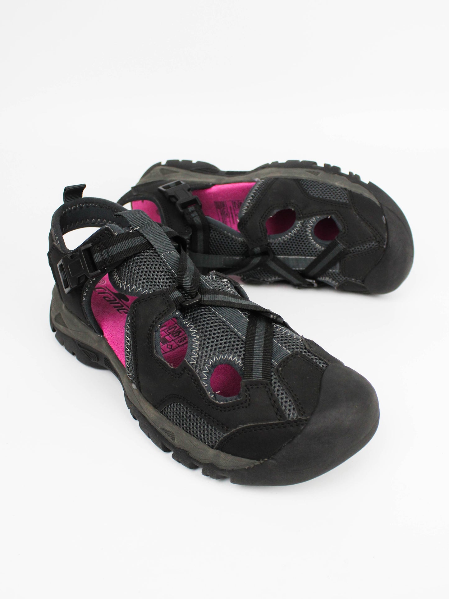 Crane Outdoor Sandals